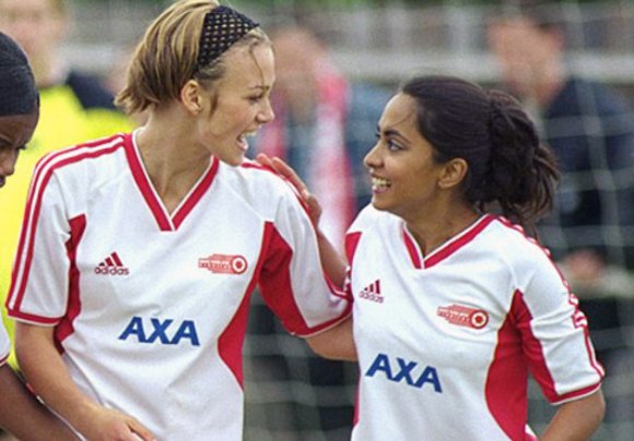 Στιγμιότυπο από την ταινία Bend It Like Beckham (8)