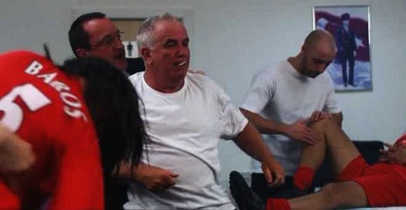 Στιγμιότυπο από την ταινία 15 Minutes That Shook the World (2)